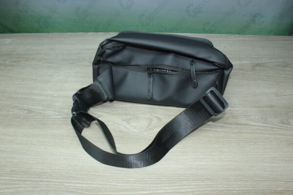 Arctic Hunter Waterproofed Crossbody Chest/Waist Bag