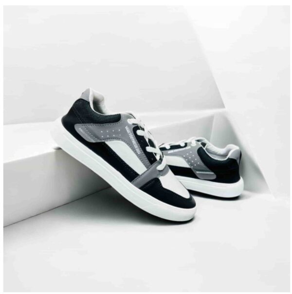 New Fashionable Vans Black Sneaker Shoe for Men And Girl/Women